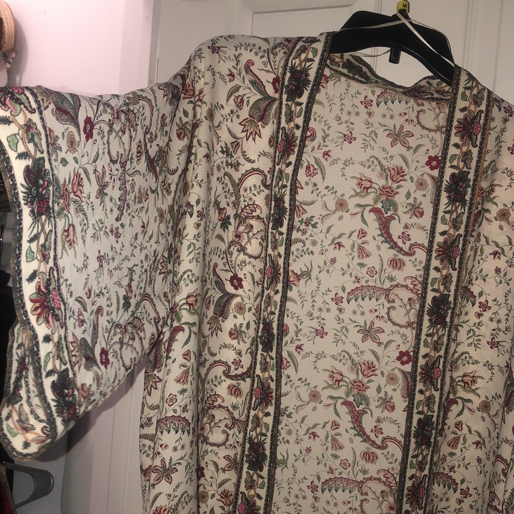 Max Studio Kimono - Picture 3 of 5